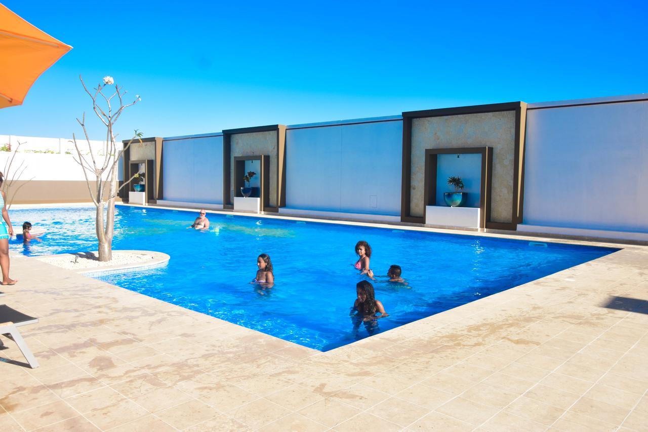 מאהאג'נגה Baobab Tree Hotel & Spa מראה חיצוני תמונה