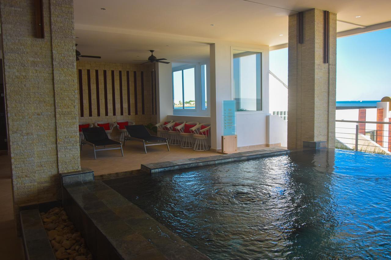מאהאג'נגה Baobab Tree Hotel & Spa מראה חיצוני תמונה