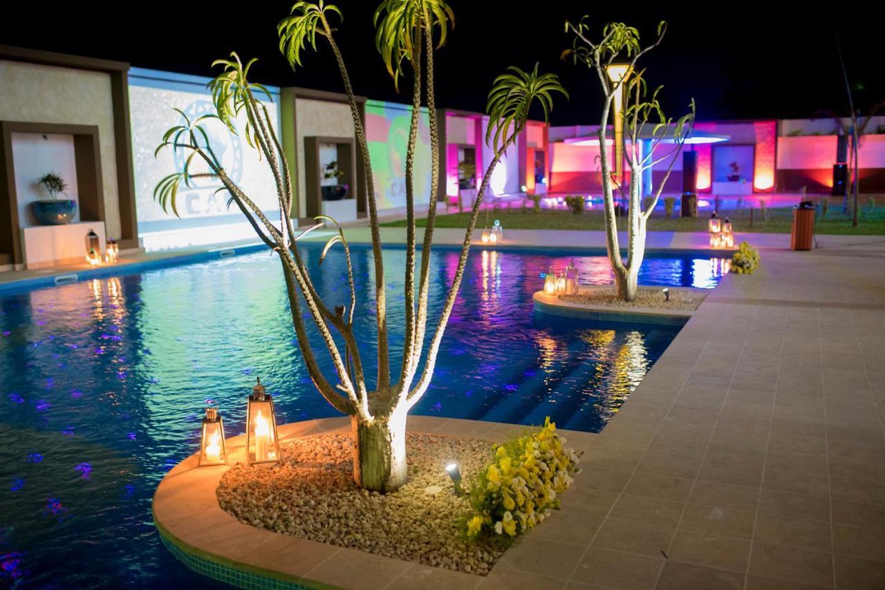 מאהאג'נגה Baobab Tree Hotel & Spa מראה חיצוני תמונה