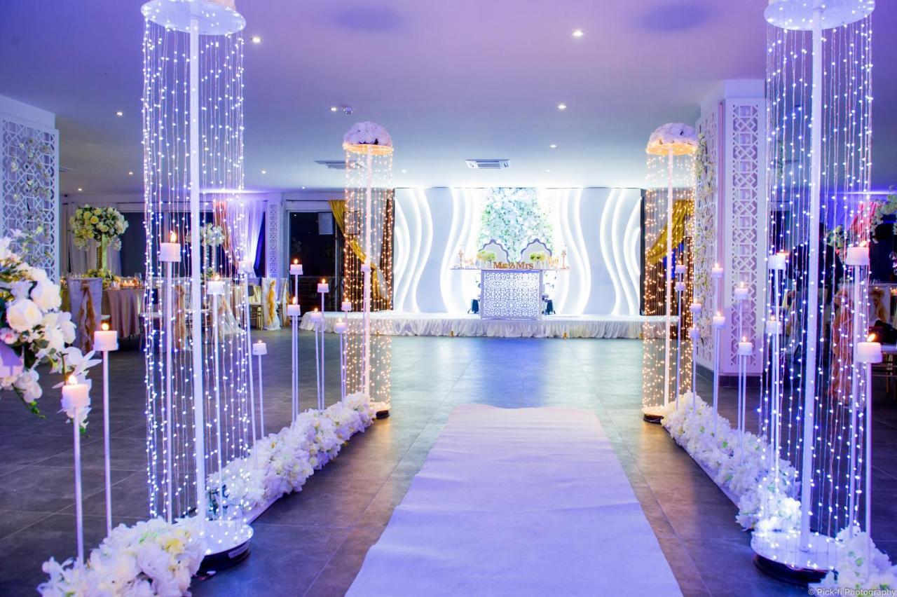 מאהאג'נגה Baobab Tree Hotel & Spa מראה חיצוני תמונה